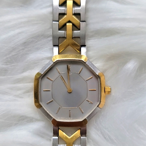 YSL ⌚ - Picture 2 of 15